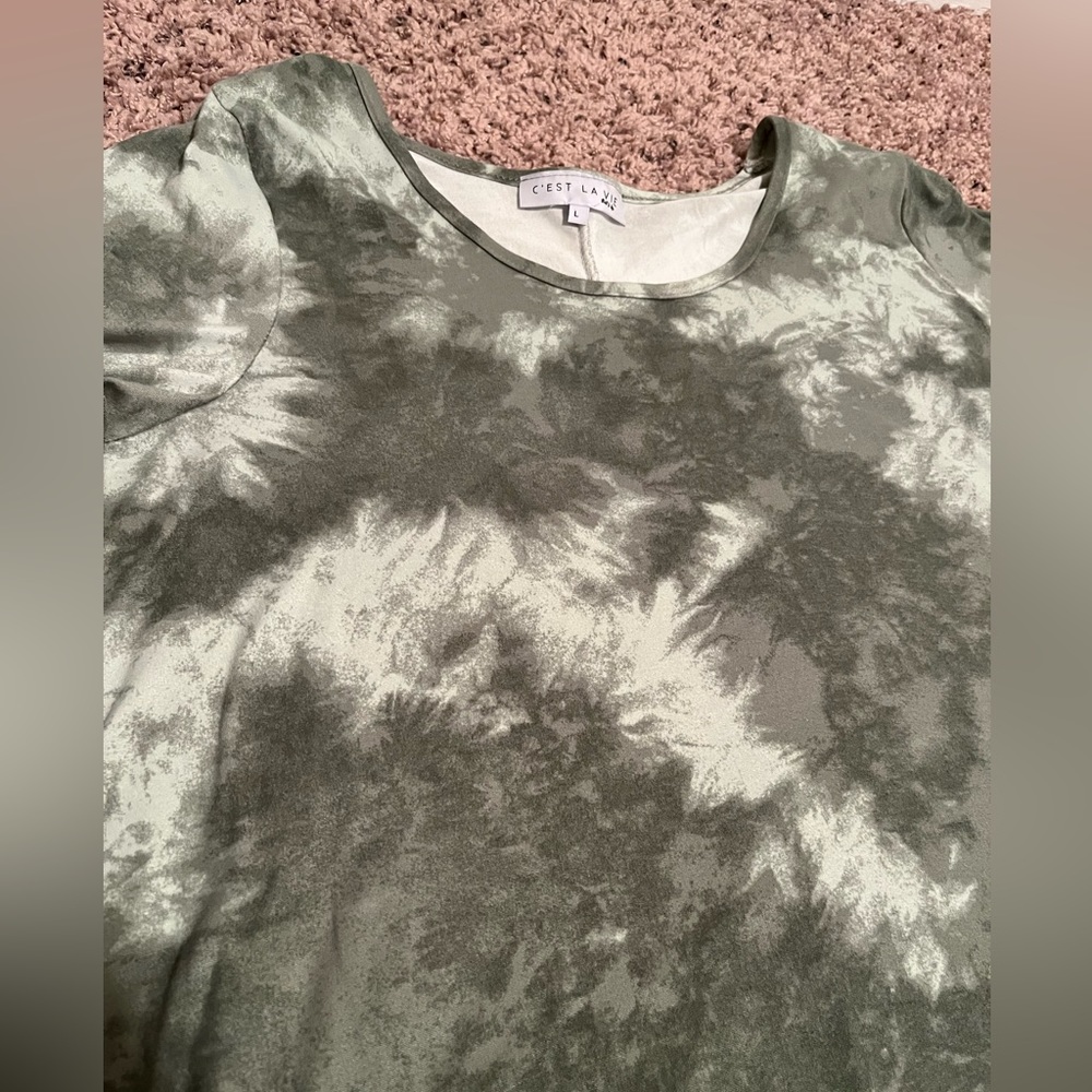 c’est la vie green tie dye shirt |‎ L - Picture 5 of 6